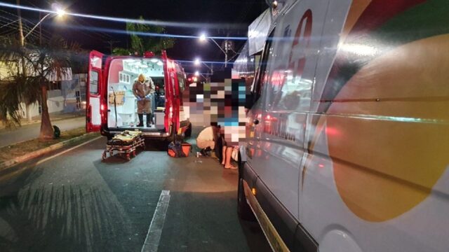 Acidente entre carro e moto deixa dois feridos no Bairro São João