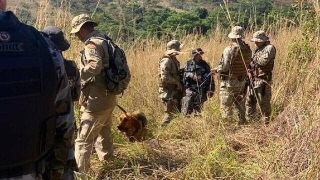 Policiais que compõem a força-tarefa continuam em operação para captura de Lázaro Barbosa