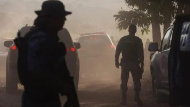 Morador diz ter visto Lázaro e polícia coloca cães para rastreá-lo