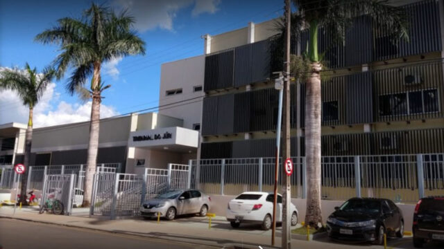 Catalão: Vendedor que deu 14 facadas em namorada grávida é condenado a 11 anos de prisão