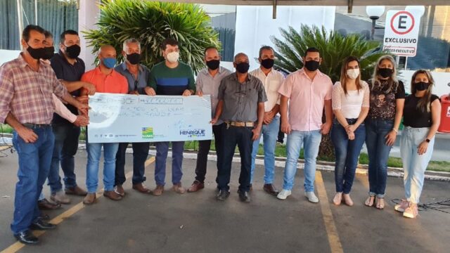 Prefeitura de Ouvidor recebe emenda no valor de R$ 300 mil para aquisição de ambulância