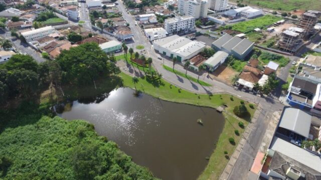 Sol entre nuvens marca a terça-feira em Catalão; máxima chega aos 28°C