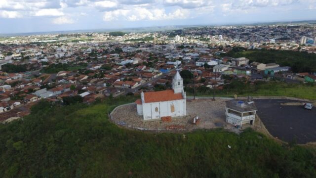 Terça-feira em Catalão será de tempo nublado e chances de chuva, prevê meteorologia