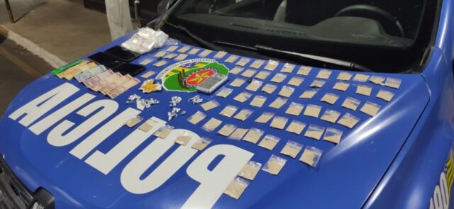 Três pessoas são presas suspeitas de tráfico de drogas em Catalão