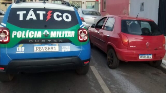 Equipe Tático Móvel recupera veículo com restrição de furto/roubo em Catalão