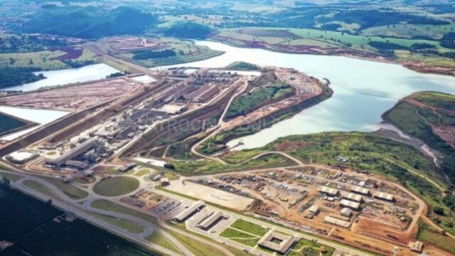 Yara assinou acordo de venda do Complexo Mineroindustrial de Serra do Salitre para a EuroChem