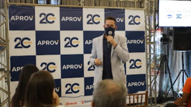 Colégio de Catalão realiza evento de lançamento da ação social “Educar como Escola"