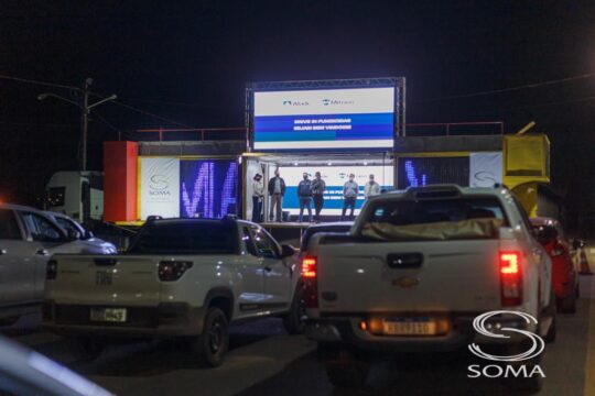 Evento Drive In no Parque de Exposições é sucesso