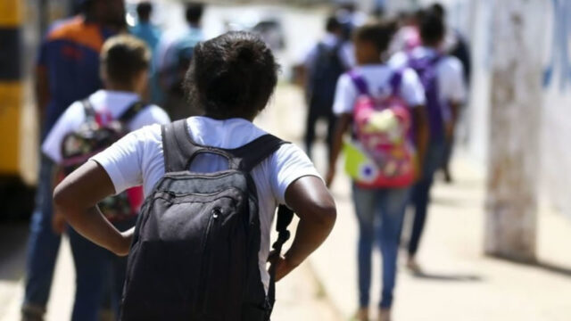 Prefeitura de Caldas Novas suspende aulas presenciais