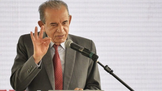 Iris Rezende é transferido para hospital em São Paulo