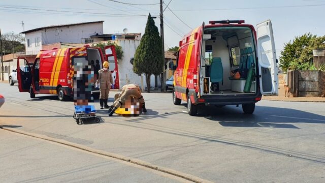 Acidente entre carro e motocicleta deixa duas pessoas feridas em Catalão