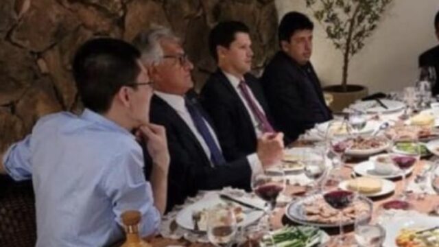 Juntos, Caiado e Daniel debatem tecnologia 5G em jantar na capital federal
