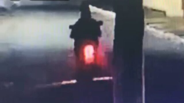 Vídeo: Entregadora tem moto furtada e ainda cai em golpe em Catalão