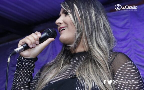 Fogão de Lenha Show retoma suas atividades com show da banda Garotos Cem por Cento; veja fotos