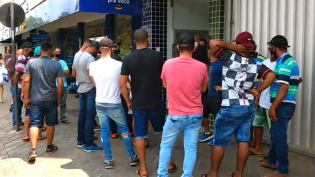 Mais de 100 trabalhadores são resgatados em condições análogas à escravidão em colheita de alho e carvoarias de Coromandel