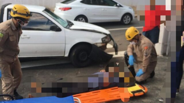 Colisão entre carro e moto deixa homem ferido no Centro, em Catalão