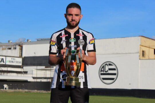 Catalano vence Campeonato Mineiro pelo time do Athletic Sub 17