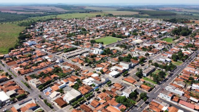 Inauguração da Praça do Bosque é adiada em Ouvidor devido ao período chuvoso