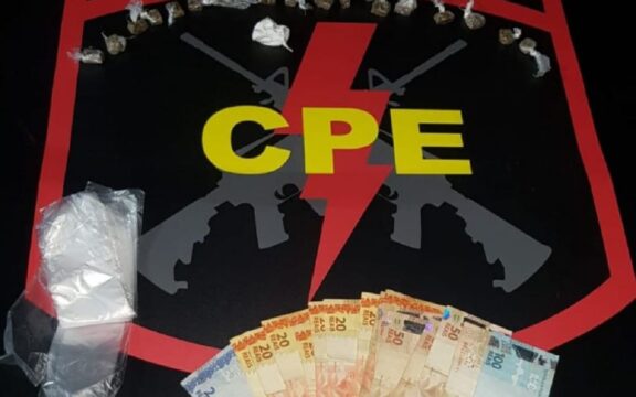 CPE prende suspeito por tráfico de drogas no Bairro Castelo Branco em Catalão