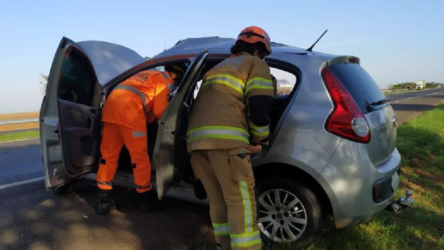 Acidente na BR 050 sentido Uberlândia a Uberaba, deixa vítima em estado grave