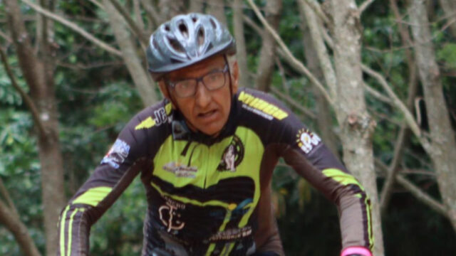 Ciclista morre após cair de bicicleta durante trilha em Ouvidor