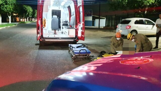 Câmera de segurança registra atropelamento em avenida de Catalão; veja vídeo