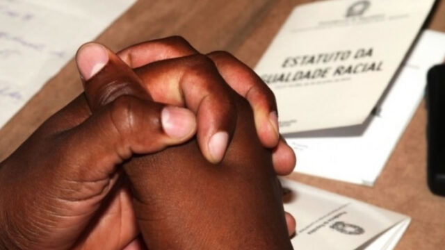 Polícia Civil prende idoso por injúria racial em Anhanguera