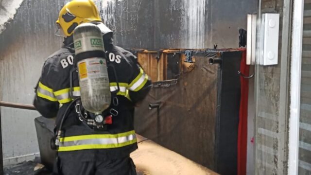 Incêndio em residência mobiliza Corpo de Bombeiros em Catalão