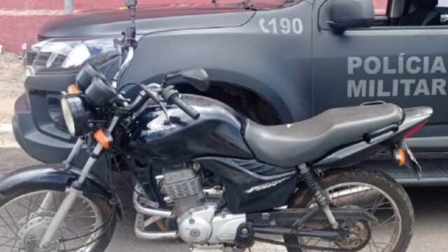 Em Catalão, jovem é preso com moto furtada em Caldas Novas