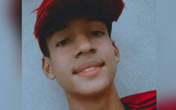 Polícia encontra corpo que pode ser de adolescente desaparecido há mais de um mês
