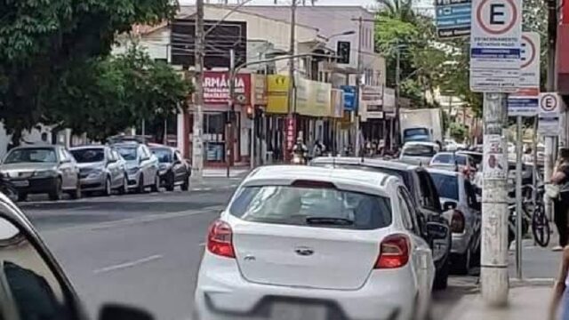 Prefeitura de Caldas Novas decreta fim de contrato com empresa da Área Azul
