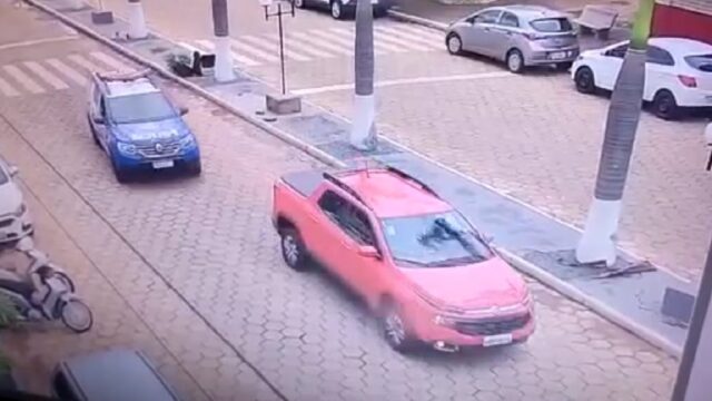 Em Pires do Rio, motorista é preso pela PM por desacato e direção perigosa