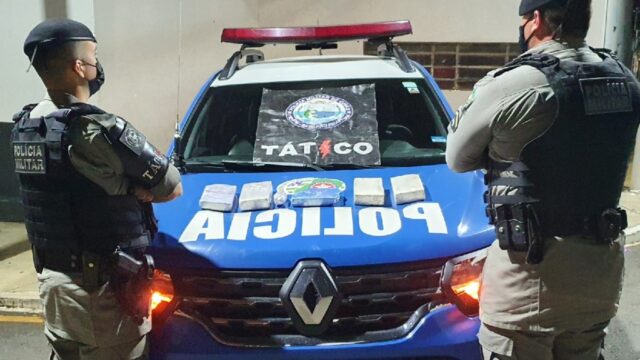 PM apreende droga avaliada em mais de  R$ 150 mil em ônibus que se envolveu em acidente na BR-050