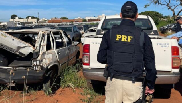 Mais de mil veículos apreendidos pela PRF vão a leilão em Goiás