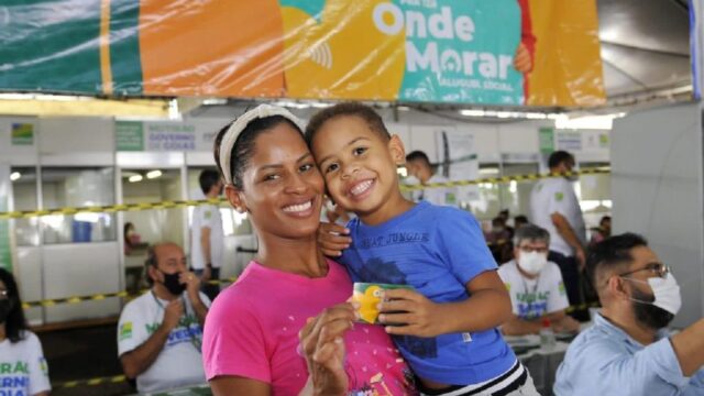 Governo de Goiás passa a atender mais cinco cidades com Aluguel Social