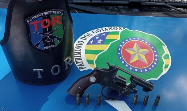 Em Três Ranchos: Homem é preso em flagrante por porte ilegal de arma de fogo e 06 munições