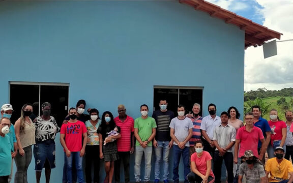 Prefeito João Rios entrega mais uma casa em Cumari feita com recurso próprio do município