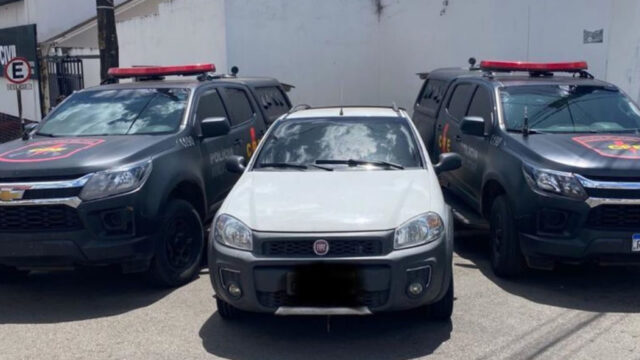 PM recupera veículo furtado em Catalão e prende dois jovens