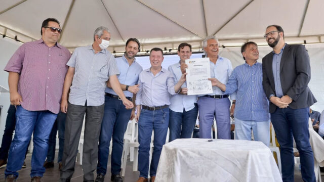 Adib e Caiado assinam autorização para construção do Hospital Regional de Catalão, que custará R$ 66 milhões aos cofres públicos do município