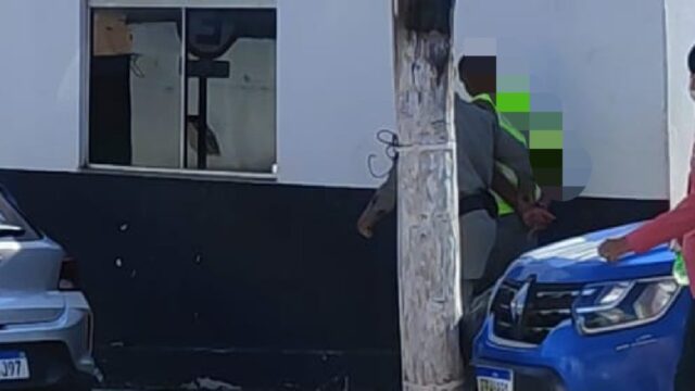 Homem é preso após furtar produtos de supermercado em Catalão