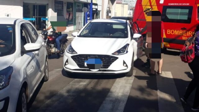Colisão em dois veículos é registrada no centro de Catalão