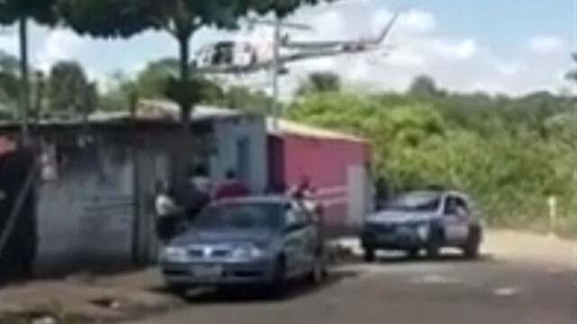 Sequestro-relâmpago em Uberlândia acaba com polícia utilizando helicóptero em perseguição que tem 2 presos