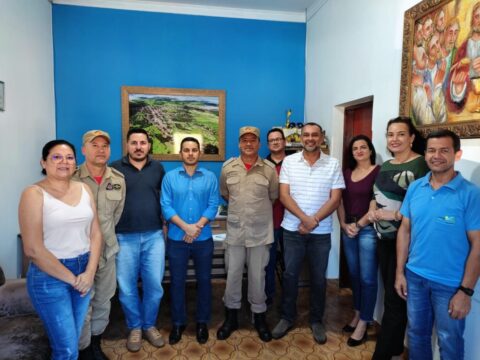 Prefeitura de Três Ranchos reúne autoridades e colaboradores para discutirem a implantação da Coordenadoria Municipal de Proteção e Defesa Civil (COMPDEC)