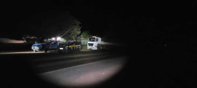 Motorista que transportava carga de Catalão para Niquelândia, atropela e mata motociclista na BR-153, Anápolis