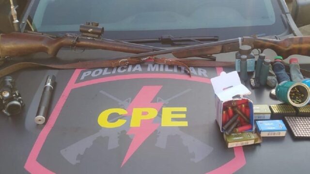Armas de fogo e munições são apreendidas pela CPE na zona rural de Ipameri; suspeito foi preso