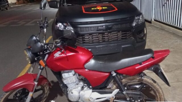 Em Ouvidor, CPE apreende moto com sinal identificador adulterado