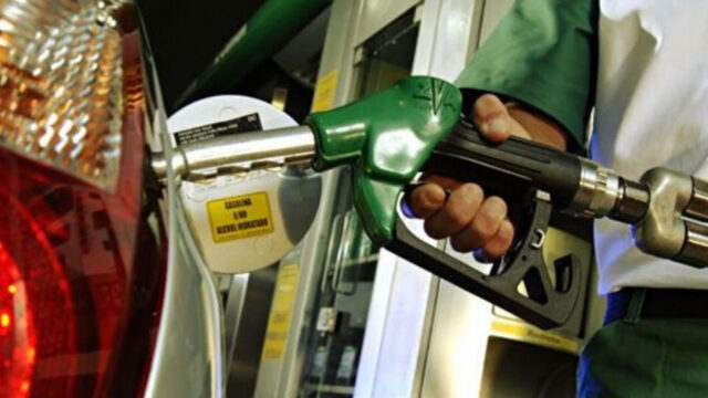 Em Catalão, preço médio do etanol tem queda de 6,84% enquanto o diesel tem alta de 4,30%, diz Procon