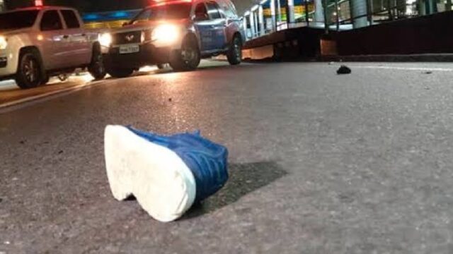 Motorista confunde os pedais e atropela criança de 4 anos em condomínio de Catalão