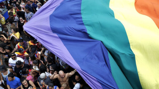 IBGE divulga 1º levantamento sobre homossexuais e bissexuais no Brasil