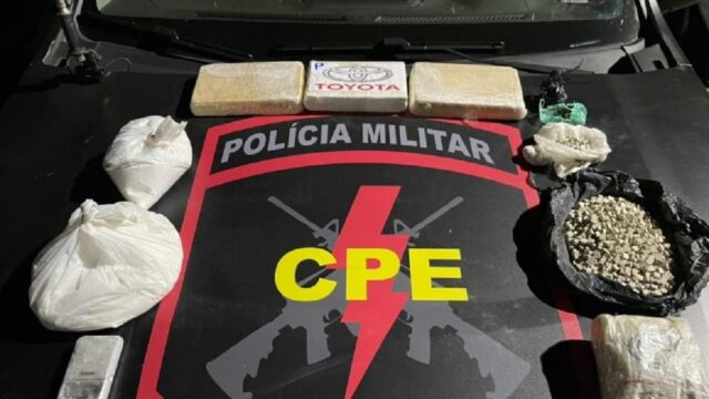 Ação conjunta da PM prende quatro indivíduos e apreende drogas avaliadas em R$ 120 mil em Pires do Rio